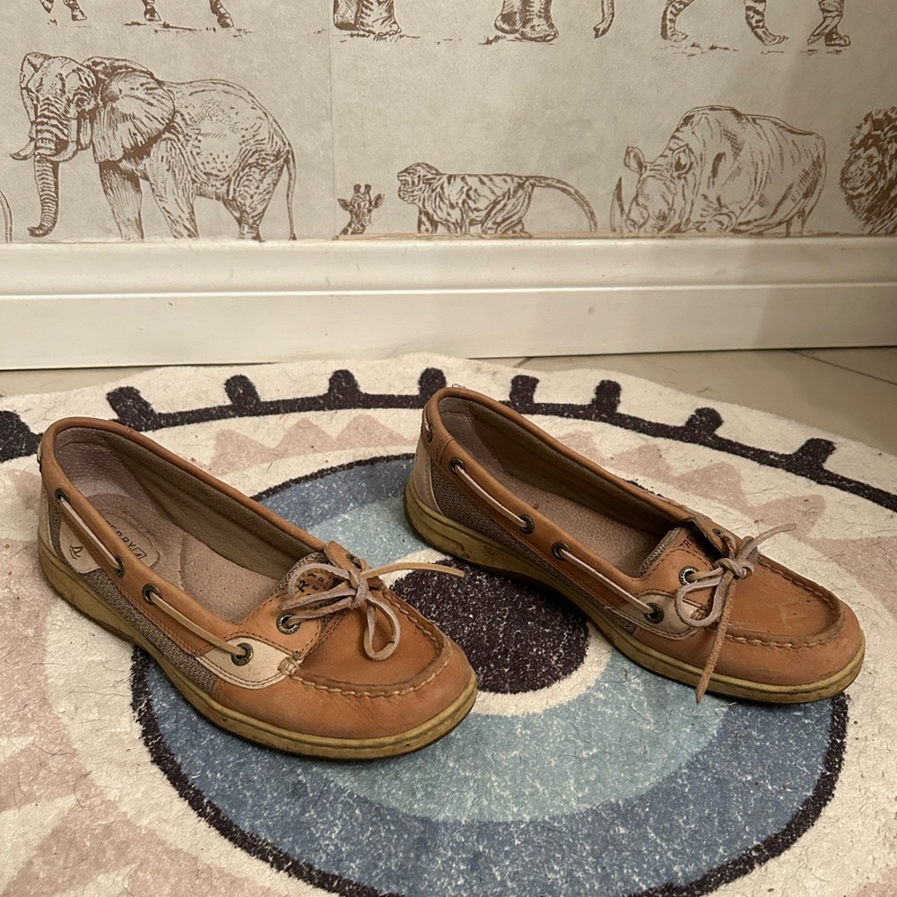Sperry Women's Angelfish Varsity Boat Shoe, 7.5